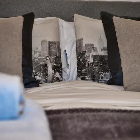 Easy Welcome Black Pearl Apartment